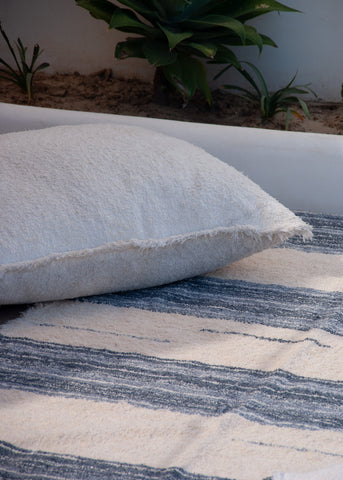 Playa Chica | Grey | 170 x 240