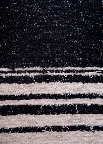 Black & White | 40 x 60