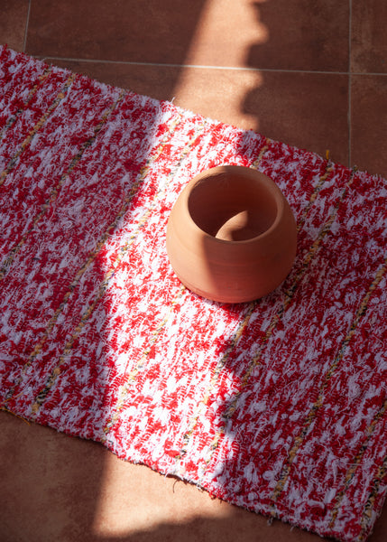 Red & White | 40 x 60