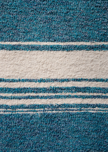 Blue & White | 40 x 60