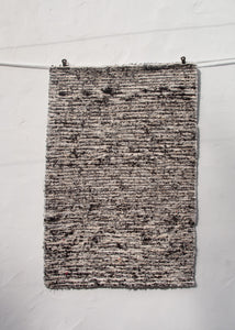 Dark brown & Cream | 40 x 60