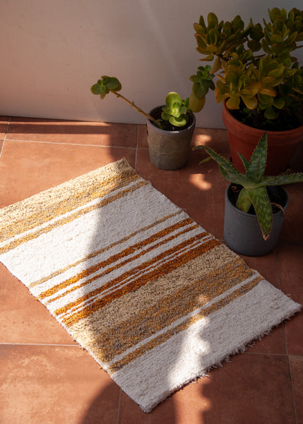 Yellow & White | 40 x 60