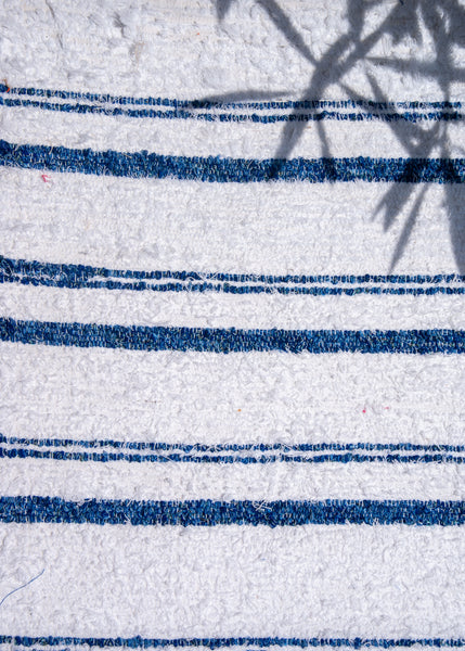Blue & White | 40 x 60