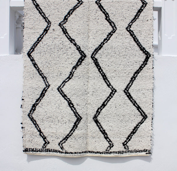 Vejer | Black and white
