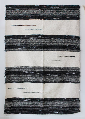 Playa Chica | Black | 170 x 240