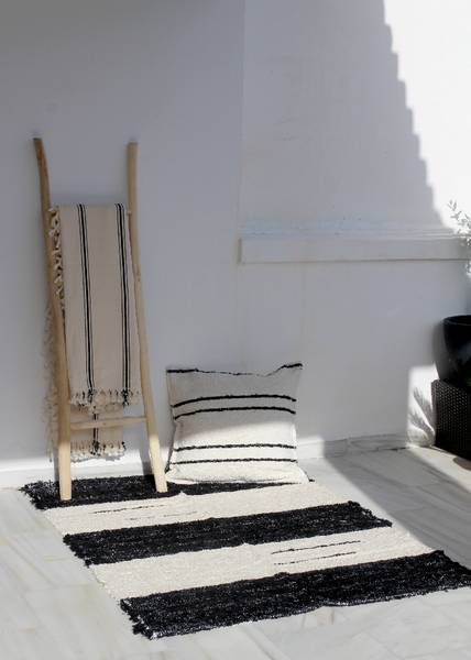 Playa Chica | Black | 120 x 170